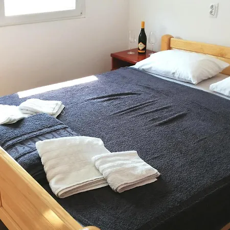 Vas Kutak - Sobe Lux Za Izdavanje * Obrenovac (Belgrade)