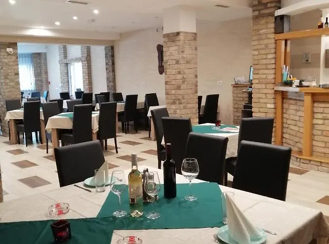 Vas Kutak - Sobe Lux Za Izdavanje モーテル Obrenovac