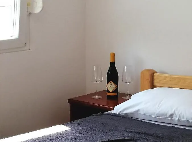 Vas Kutak - Sobe Lux Za Izdavanje * Obrenovac