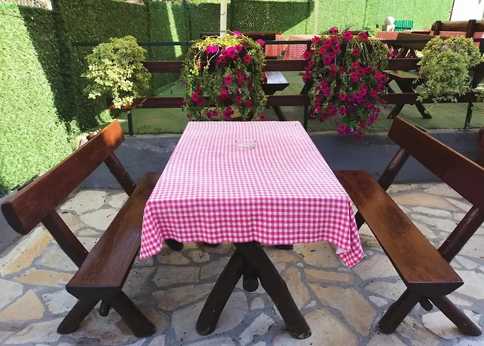 Vas Kutak - Sobe Lux Za Izdavanje Obrenovac