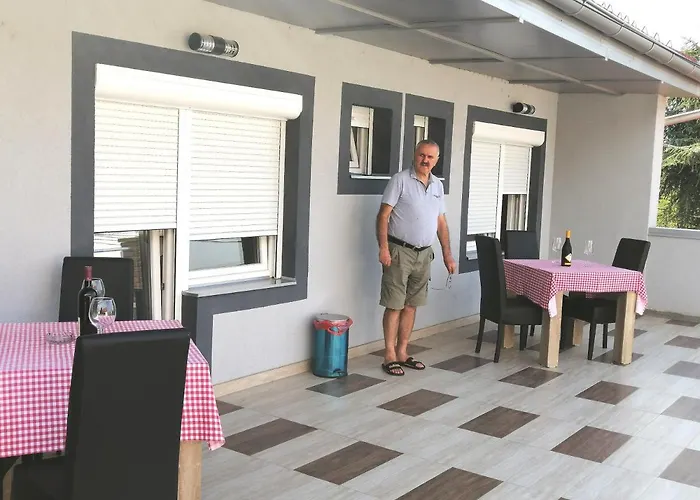 モーテル Vas Kutak - Sobe Lux Za Izdavanje Obrenovac