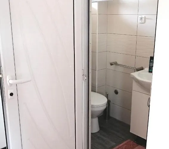 Vas Kutak - Sobe Lux Za Izdavanje Obrenovac