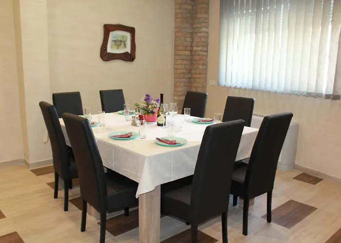 Vas Kutak - Sobe Lux Za Izdavanje モーテル